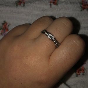 Pandora ring